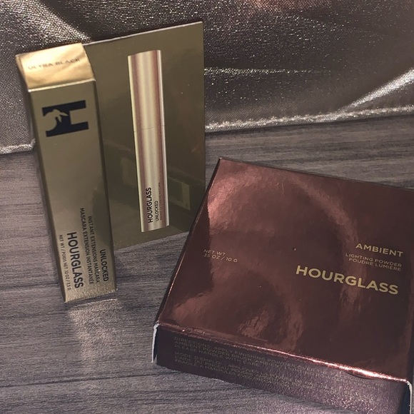 Hourglass New In Box Ambient Lighting Powder✨Free Mini Hourglass Mascara✨ - Picture 7 of 8
